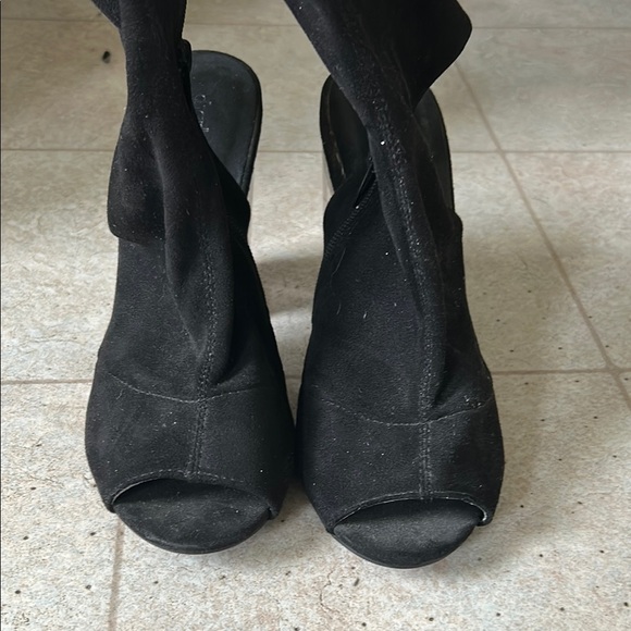 Charlotte Russe Black Heeled Ankle Boots with Peep-Toe - Picture 3 of 4